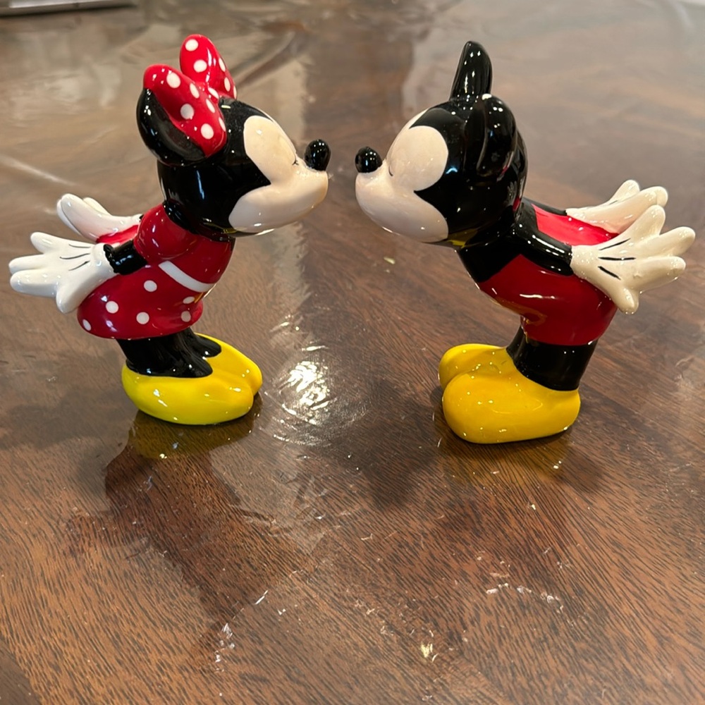 Mickey and Minnie Salt and Pepper Shakers Set - Disney Kitchen Accessories